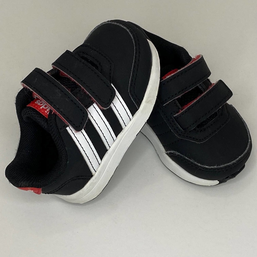 Adidas Infant Sneakers Size 3 Black with white